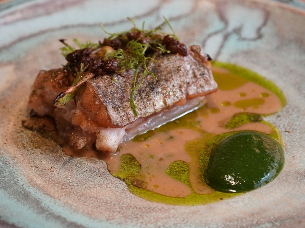 リラックスした雰囲気の中で大切な人と特別な時間を過ごす