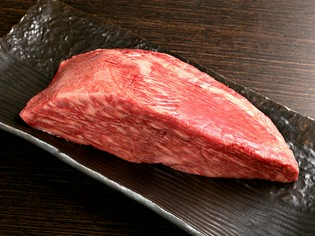 ほどよい脂、濃い味が魅力。上質な赤身肉を堪能できる「ランプ」