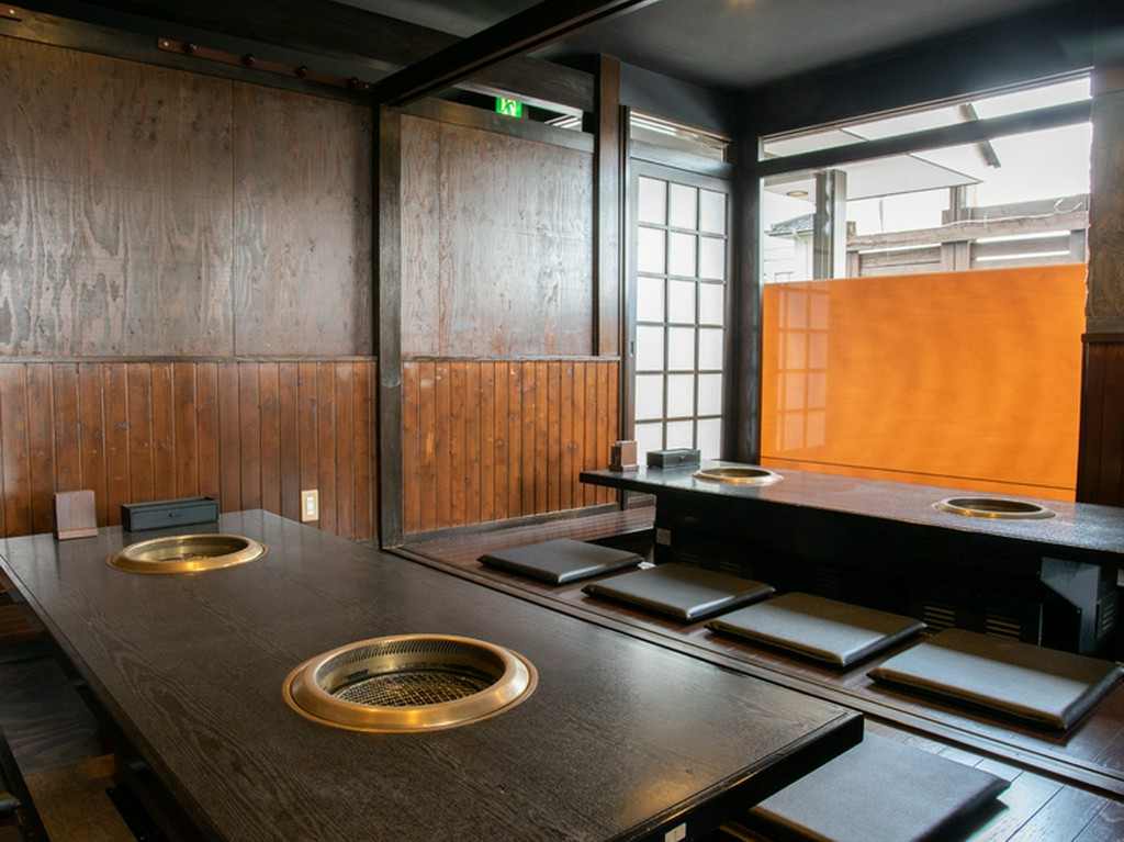 恵比須駅から徒歩5分。コストパフォーマンス抜群の炭火焼肉店