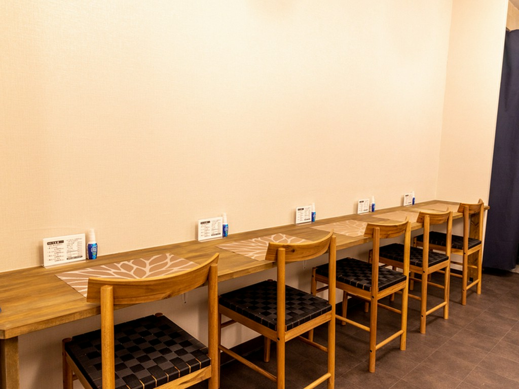 お一人様も安心のカウンター席