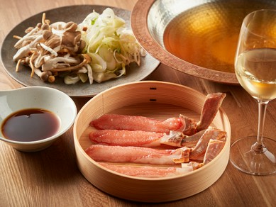 高級創作和食や蟹料理を囲む和やかな時間