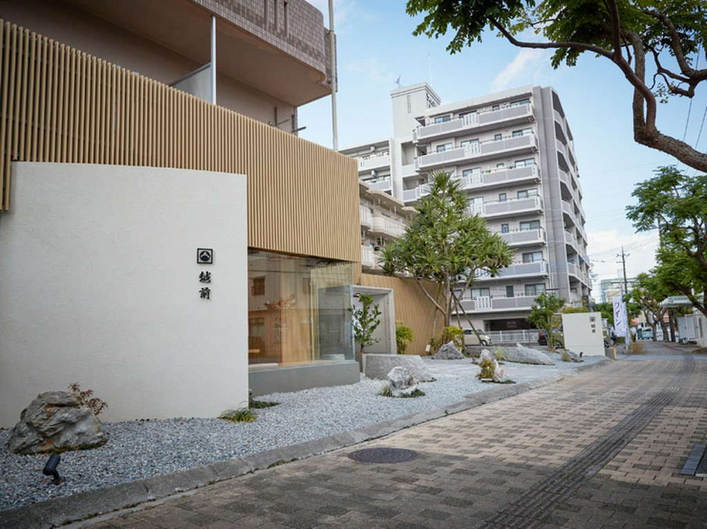 肩肘を張りがちなシーンでも、おいしさが架け橋