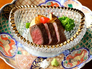 芳醇で柔らかなステーキを堪能『宮崎牛のA5サーロインステーキ』