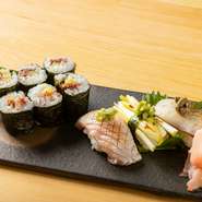 岡山特産の黄ニラや贅沢な海の幸を楽しむのはもちろん、この店でぜひ味わいたいのがブリの腹身にたくあん漬けを合わせた『ぶりたく細巻き』。とろけるような脂の旨みと食感のコントラストが秀逸です。
