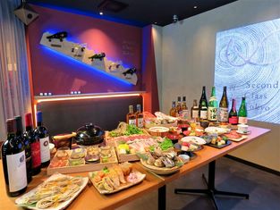 Meat and fish SecondClassTokyo