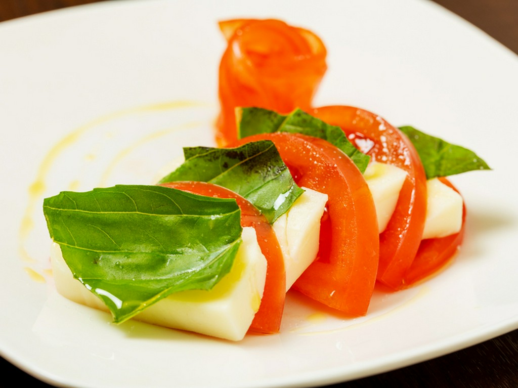 乾杯から好きな一杯を。恋人とのイタリアンデートにも最適