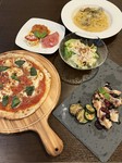 当店自慢のピッツァ、パスタを堪能できるお得なコースです。