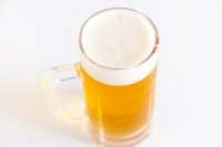 一杯目は、タップから注がれる「ビール」をぜひ。沖縄の地ビール『オリオンサザンスター』も飲むことができます。二杯目は、男女問わず人気の「ハイボール」がオススメです。