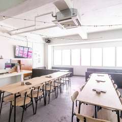 女性たちが望んでいる、楽しくて心地良い空間が広がるバー