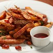 自家製ポテトフライ(ホットチリ)