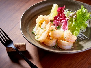 食べずにはいられないスペシャリテ『ガーリックシュリンプ』