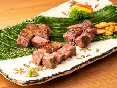 A4等級は脂と赤身のバランスが絶妙『広島牛ステーキ』