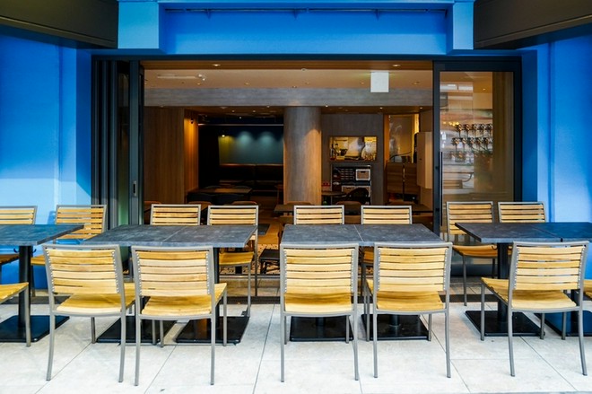 テラス席がある