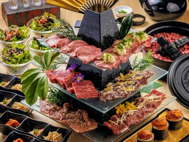 豪華肉タワーで記念日を演出！