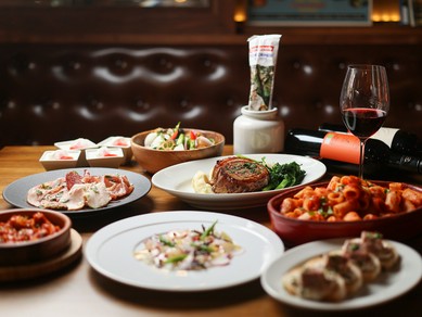 料理と共に楽しみたい！種類豊富なお酒で、しっとり大人の雰囲気