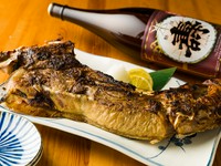 豪快そのもの。インパクト抜群の『特大マグロカマ』