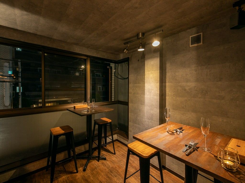 ジャズを聴きながら過ごすムーディーなナイトタイム