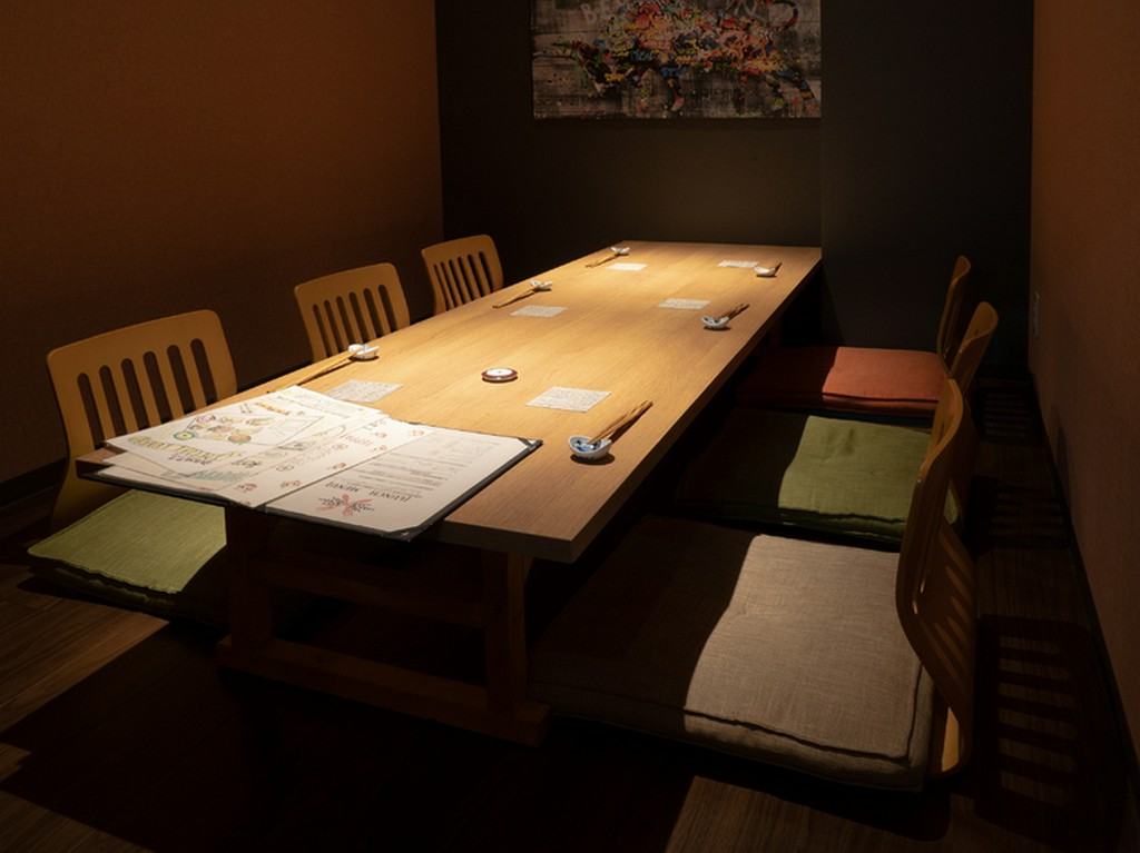 ほっと安らぐプライベート空間に、思わず笑顔。コースも充実