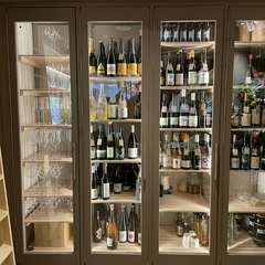 姉妹店のバーテンダーが考案したこだわりレシピのお酒を堪能