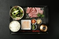 ハラミ/ザブトン/カイノミ
※仕入れ状況により内容が変わる場合がございます。
