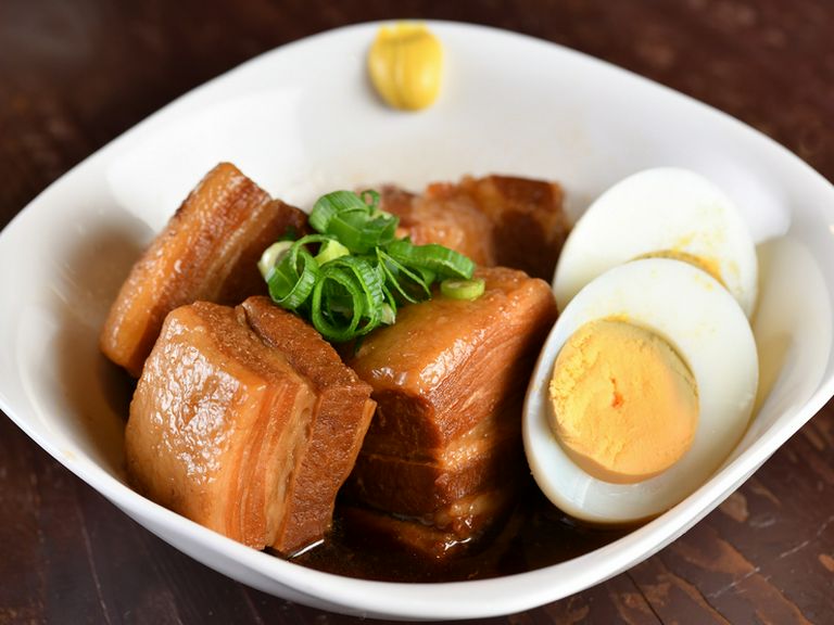 5時間煮込んだラフティー〜味玉付〜