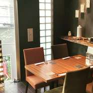 ランチコース時のテーブル席