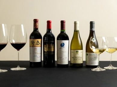 料理に合わせ、イタリア産ワインを中心にセレクト