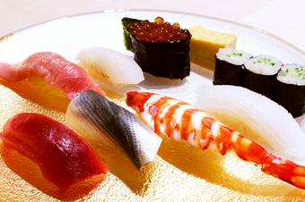 ゆっくり過ごしていただける個室のテーブル席限定のおまかせ握りコースです。
