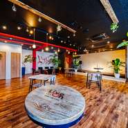 1日1組限定。7～100名までで利用ができるパーティースペース