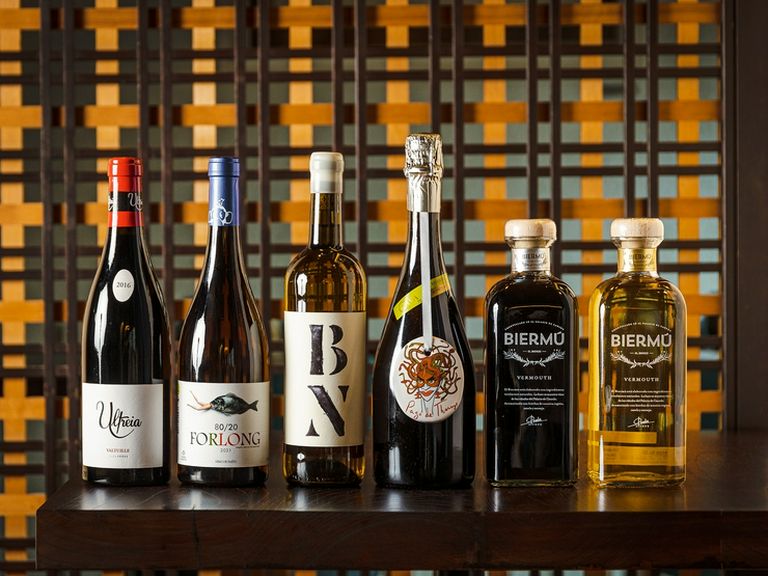 クラシックからモダンなつくり手まで厳選のスペインワインが揃う