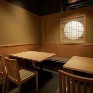 食事を楽しみながらの会食や、ビジネスの接待などにも最適な落ち着きのある和空間。個室利用で周りに気を遣わず、ゆったりと過ごせます。極上のムードと料理で、ワンランク上のおもてなしができそうです。