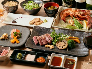 全8品。A5「松阪牛」ステーキを中心とした『忍コース』