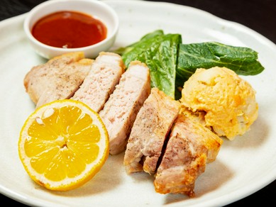 ステーキ、角煮、ローストポークで楽しむ『奈良郷ポーク』