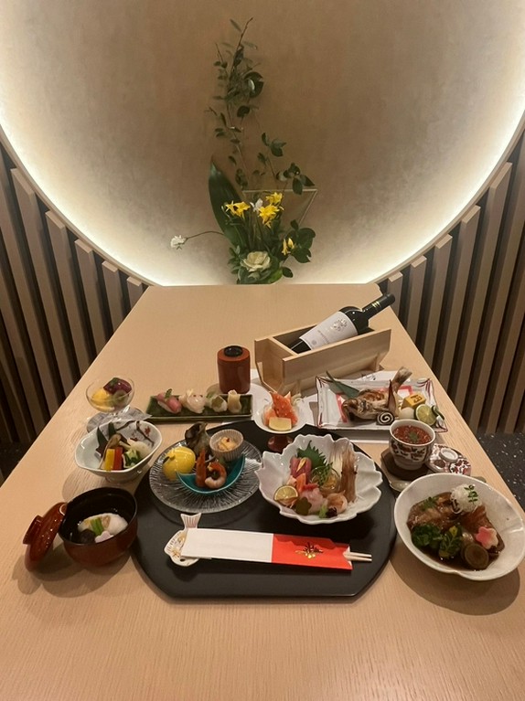 誕生日・長寿・婚約など、家族のお祝いシーンにぴったり