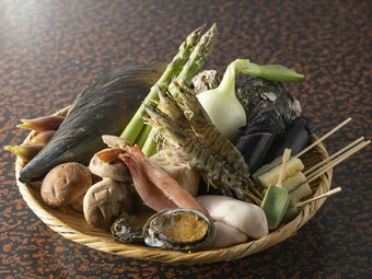 サクサクの食感と、口の中に広がる素材のおいしさが絶品『串揚げ各種』