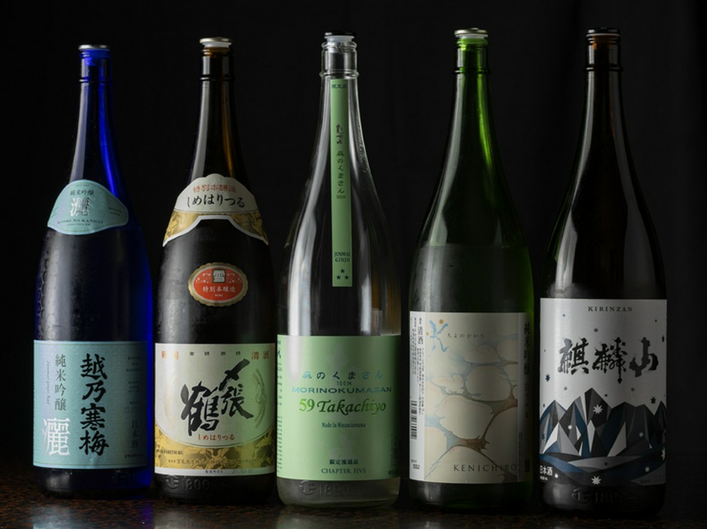 季節ごとに異なる銘柄を目当てに足を運びたい『新潟の地酒各種』