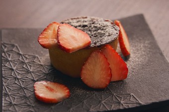 『大納言といちごのクレープ』※コースの一例