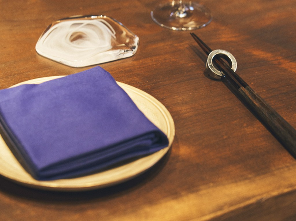 コースの中には、お箸でいただく料理も