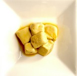 じっくり仕込んだクリームチーズ牡蠣しょう油漬け