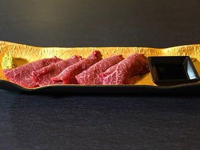 肉卵タレの三位一体を楽しむ『特製サーロインの焼きしゃぶ』