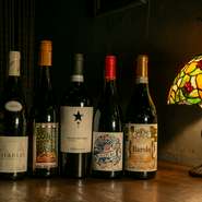 ワインや広島のお酒など多彩なドリンクをご用意しています。