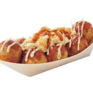 特性”てりやきソース”と店内仕込の”新鮮たまごサラダ”をたっぷりトッピング。食べ応え満点のコク旨のたこ焼。