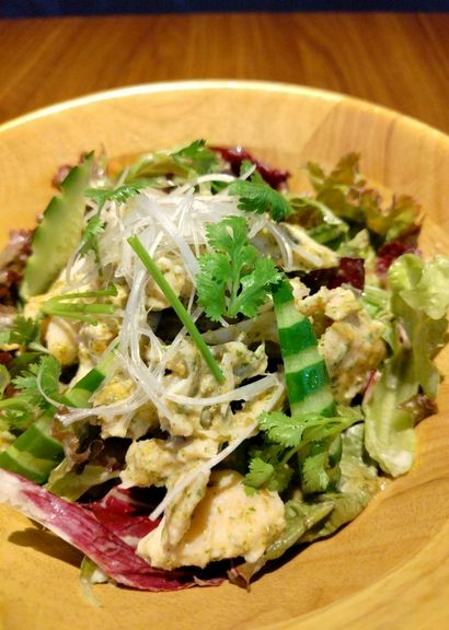 蒸し鶏のサラダ　シノワスタイル