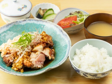 食べ応えたっぷり『鶏南蛮定食』