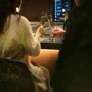 デートスポットの多いエリアに佇む【レストランこう】。思いっきり遊んだ後に、オシャレな雰囲気溢れる同店で、地元鎌倉の食材を使ったこだわりのコースはいかがでしょうか。