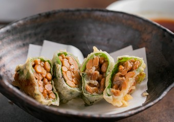 追加で食べたい一品にも、お酒のアテにもちょうど良い『なっとう天ぷら』