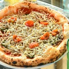 地元産シラスをたっぷり贅沢に『湘南シラスのマリナーラ』