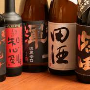手頃なものからプレミア感のあるものまで、多彩に取り揃えた『日本酒』は、地元・北海道の地酒を中心にラインナップ。辛口のものやフルーティで飲みやすいタイプなど、好みに合わせて選べます。