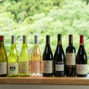 長野県産ワインが常時40種以上。贅沢なマリアージュを楽しんで