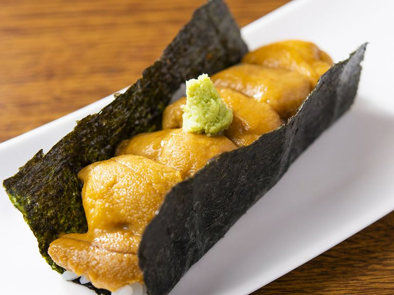 とても手軽に食べられるリッチなフィンガーフード『雲丹ドッグ』